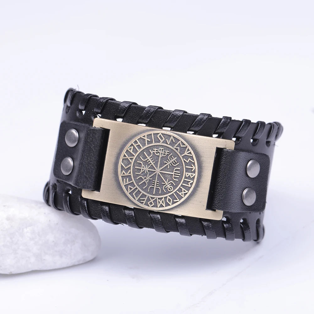 Skyrim Viking Vegvisir Compass Genuine Leather Bracelet for Man Nordic Runes Odin Scandinavian Bangle Amulet Jewelry Gift