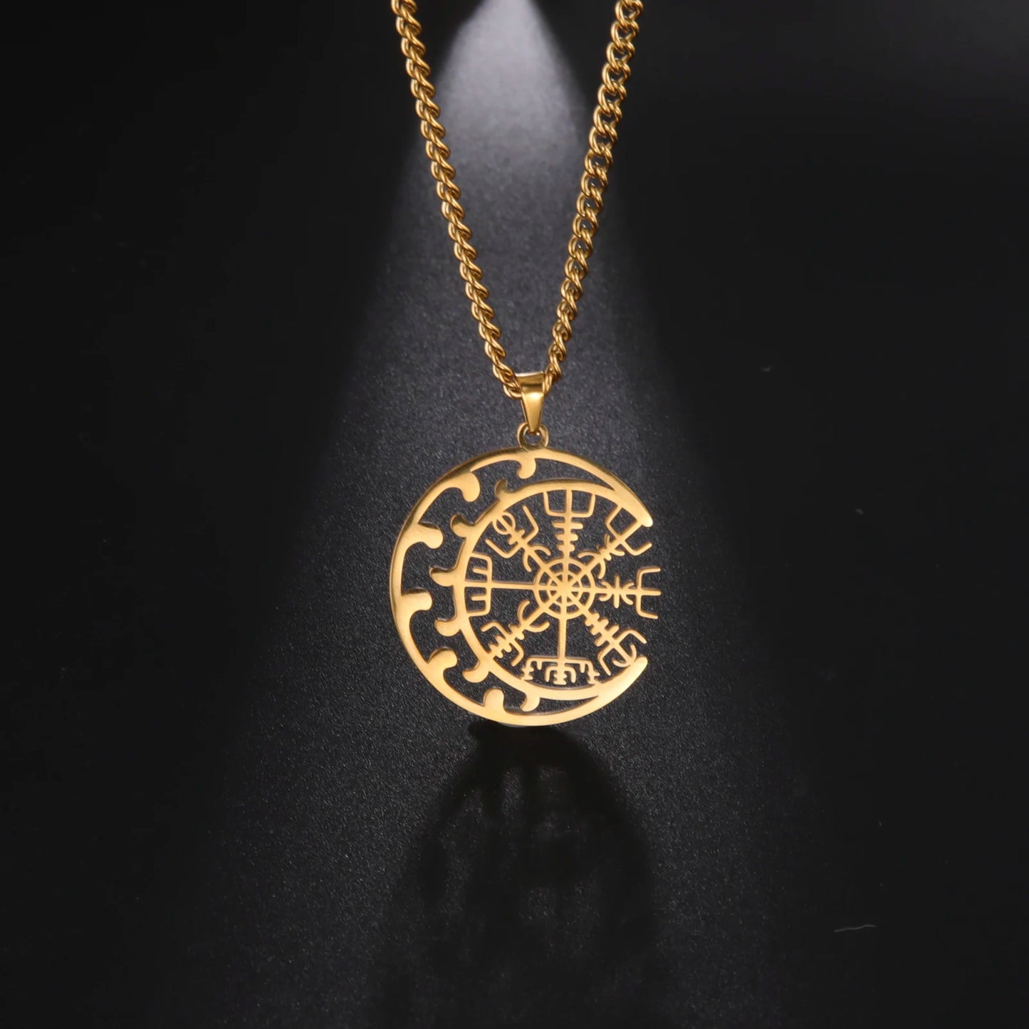 Viking Nordic 24 Rune Compass Pendant Necklace Stainless Steel Trinity Triquetra Hollow Witch Knot Symbol Amulet Jewelry Gift