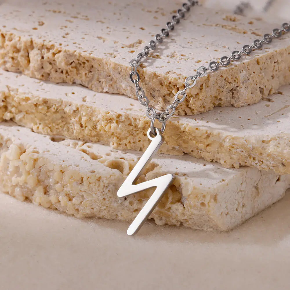 Viking Petite Rune Layering Necklace Elder Futhark Runes Feminine Delicate Norse Runic Pendants Minimalist Jewelry for Women