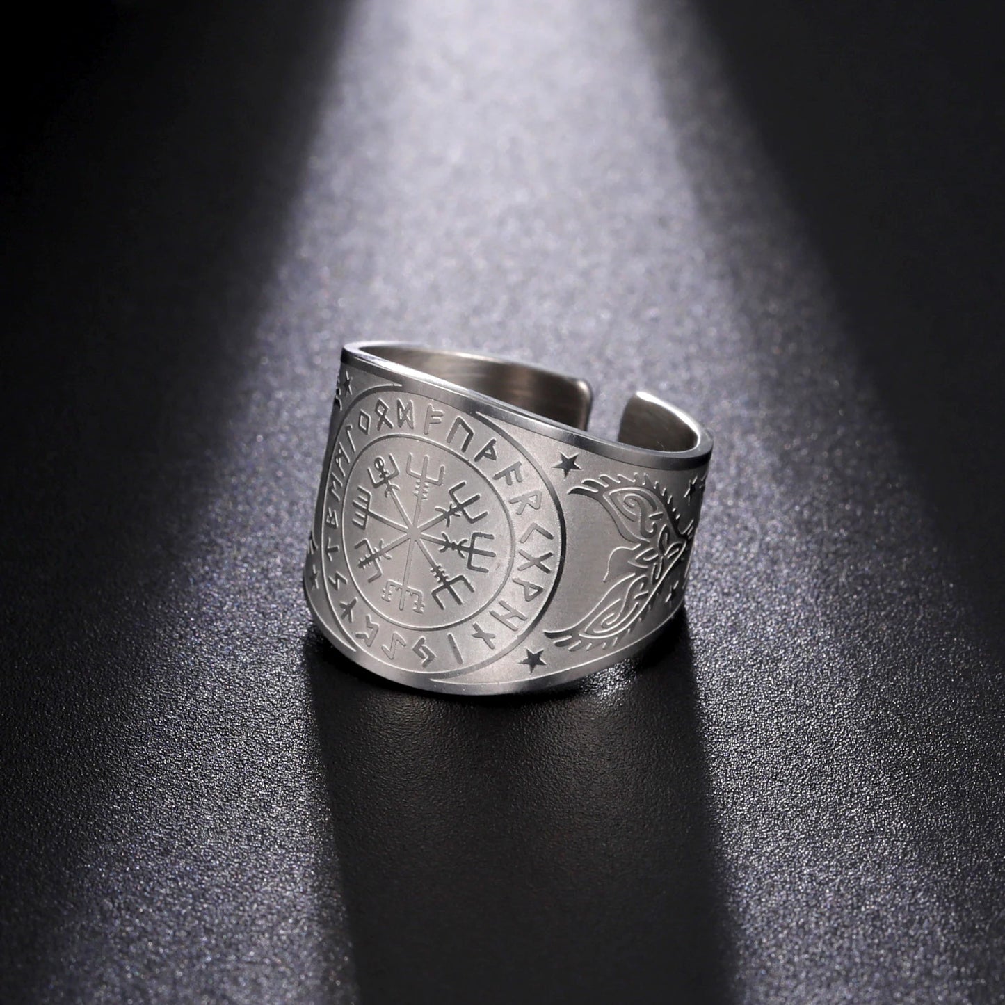 LIKGREAT Viking Compass Vegvisir Ring Helm of Awe Nordic Rune Scandinavian Amulet Stainless Steel Jewelry New Year Gift