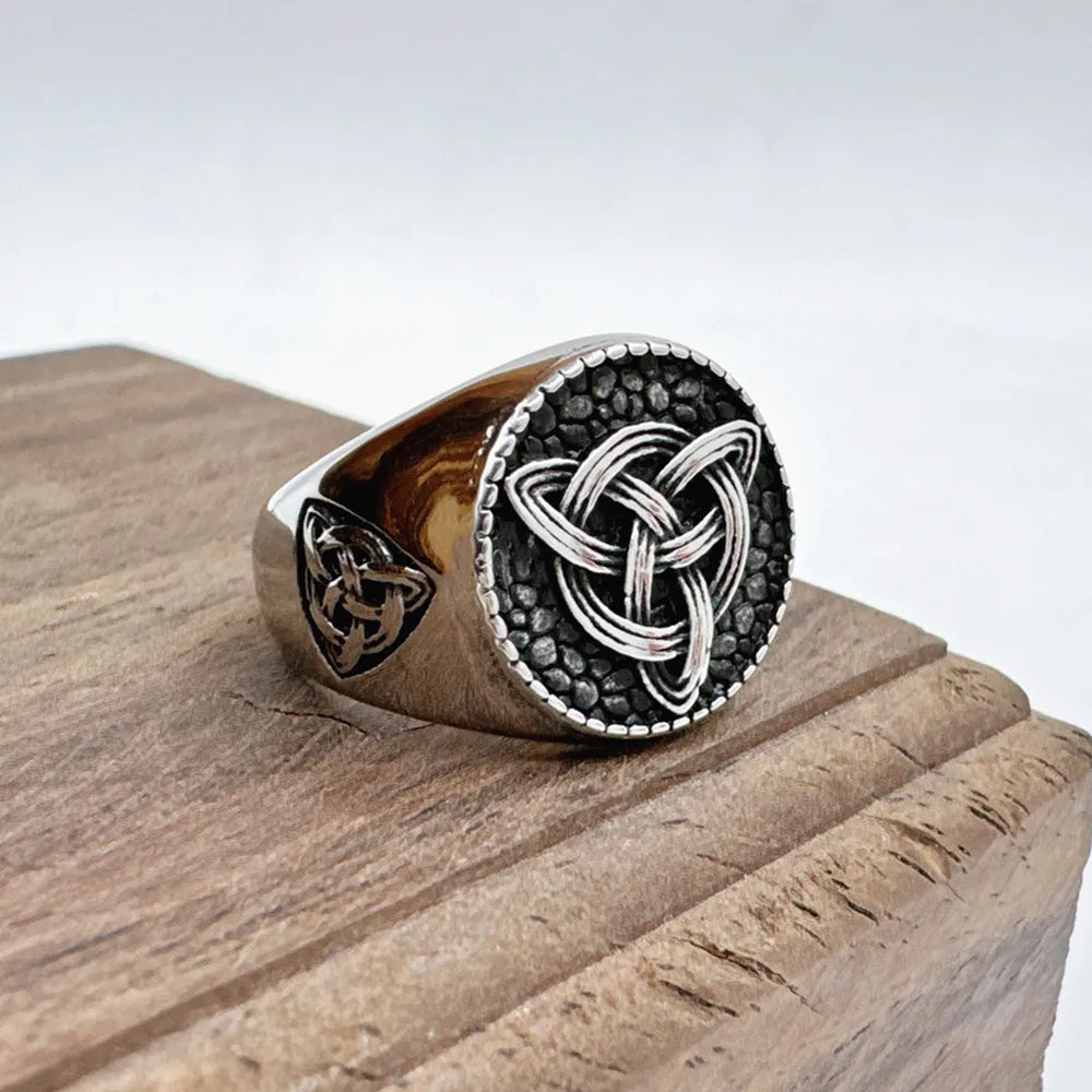 Vikings Style Solid Ring 316L Stainless Steel Jewelry  Punk Fashionable Round Celtic Knot Ring Size 7-13