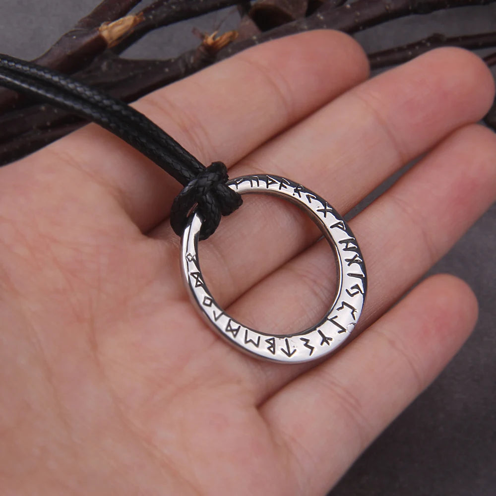 Vikings Circle Nordic Runes Necklaces Mens Amulet Vegvisir Pendant Stainless Steel cotton Chain Jewelry Gifts Wholesale with box