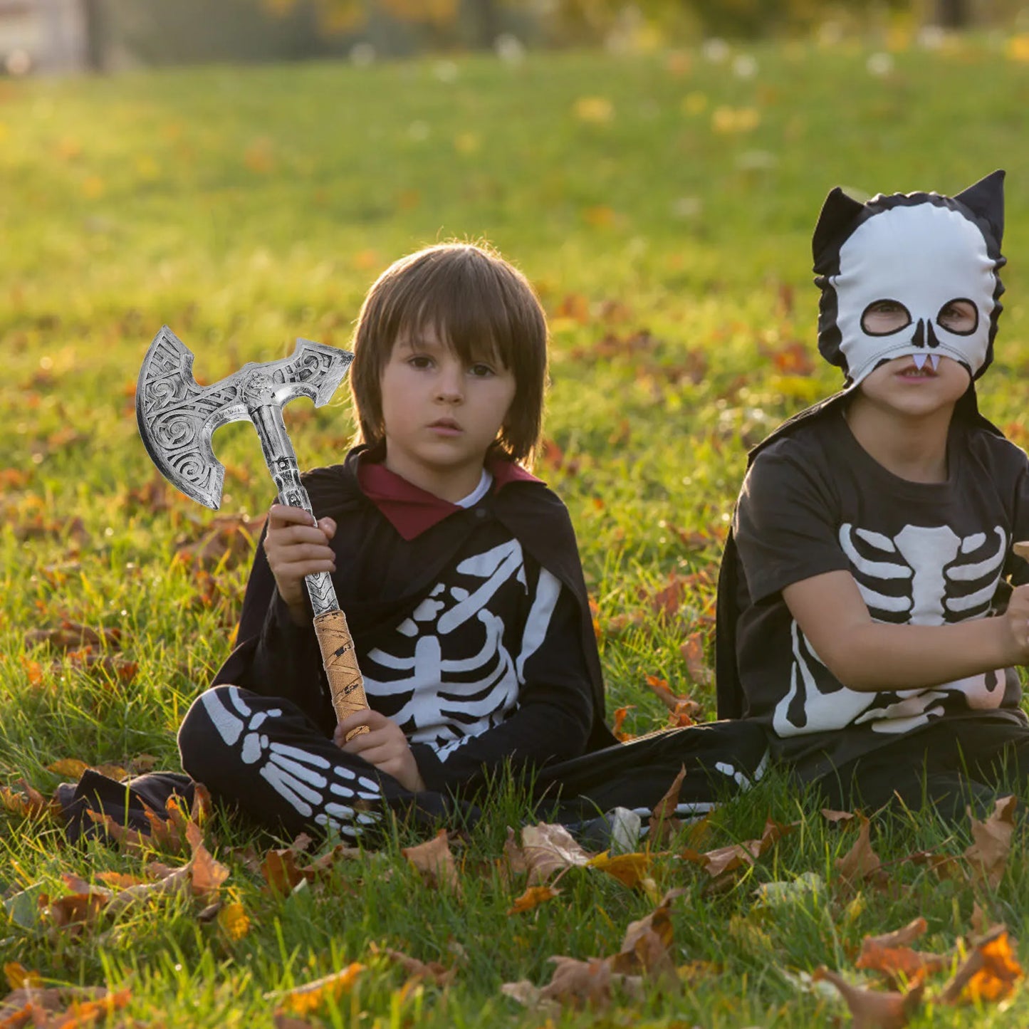 2pcs Fish Bone Ax Ornaments kids Halloween Cosplay Costume Haunted House Scary Props kids Plastic Viking Ax Toy Halloween party