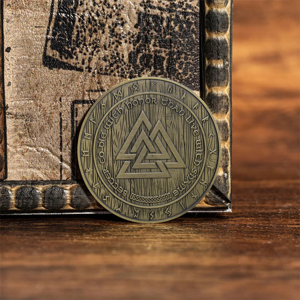 Viking Symbol Commemorative Coin Norwegian Odin Mythological Warrior Collectible Coin Nordic Souvenir Badge