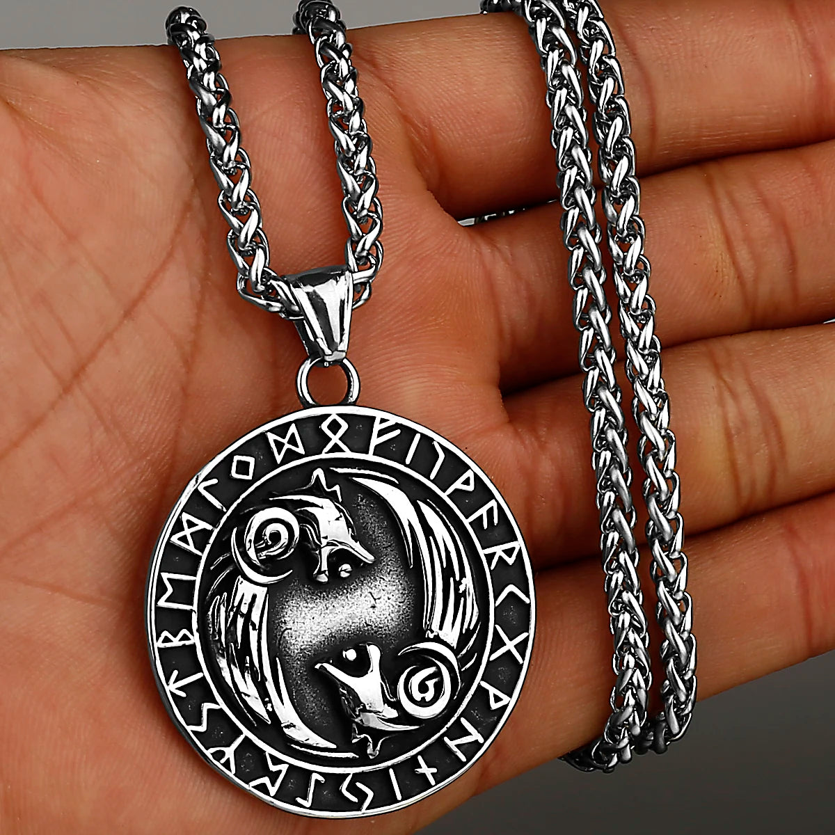 Viking Style Various Wolf Head Runes Original Stainless Steel Material Unisex Necklace Pendant Birthday Gift Factory Wholesale