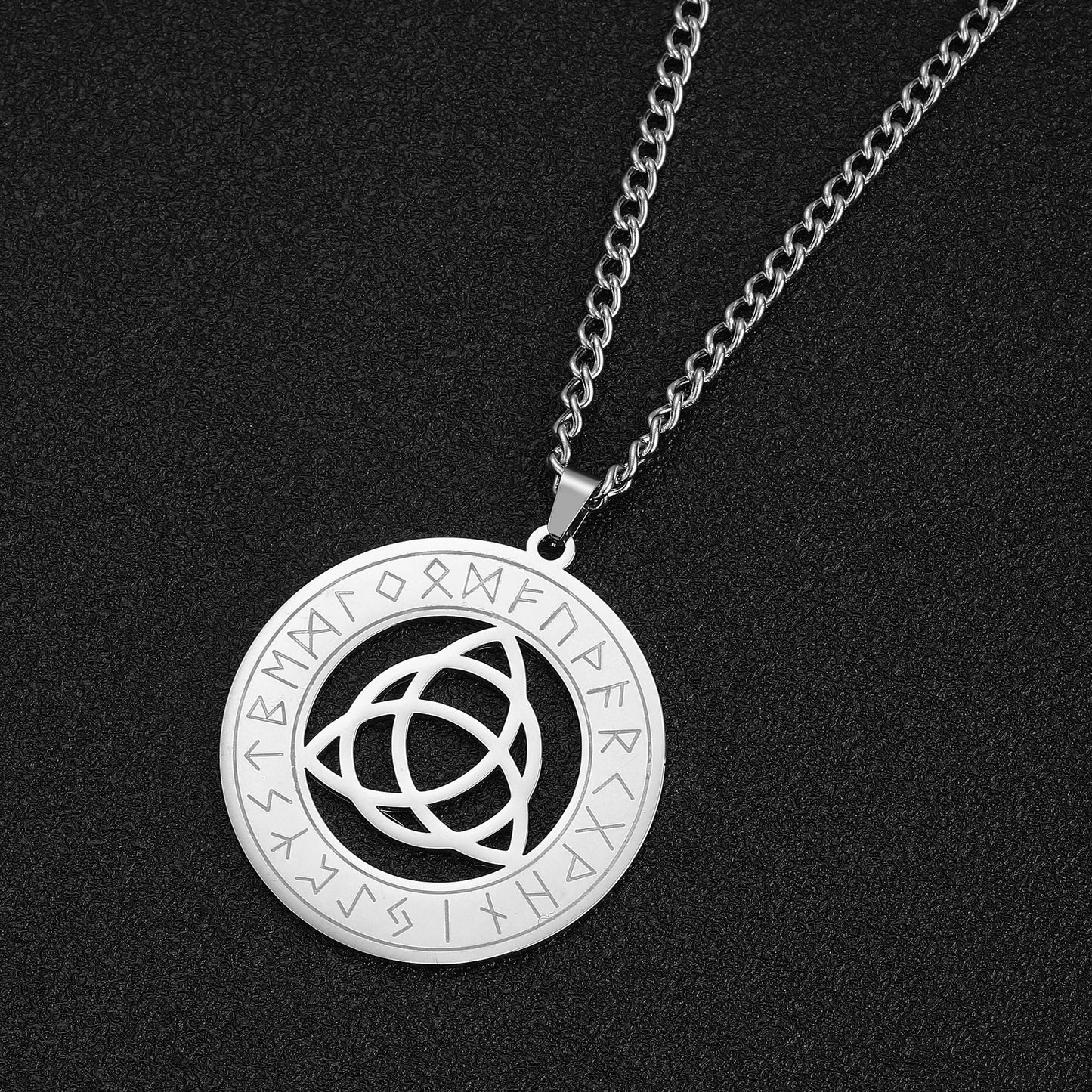 Viking Nordic 24 Rune Compass Pendant Necklace Stainless Steel Trinity Triquetra Hollow Witch Knot Symbol Amulet Jewelry Gift