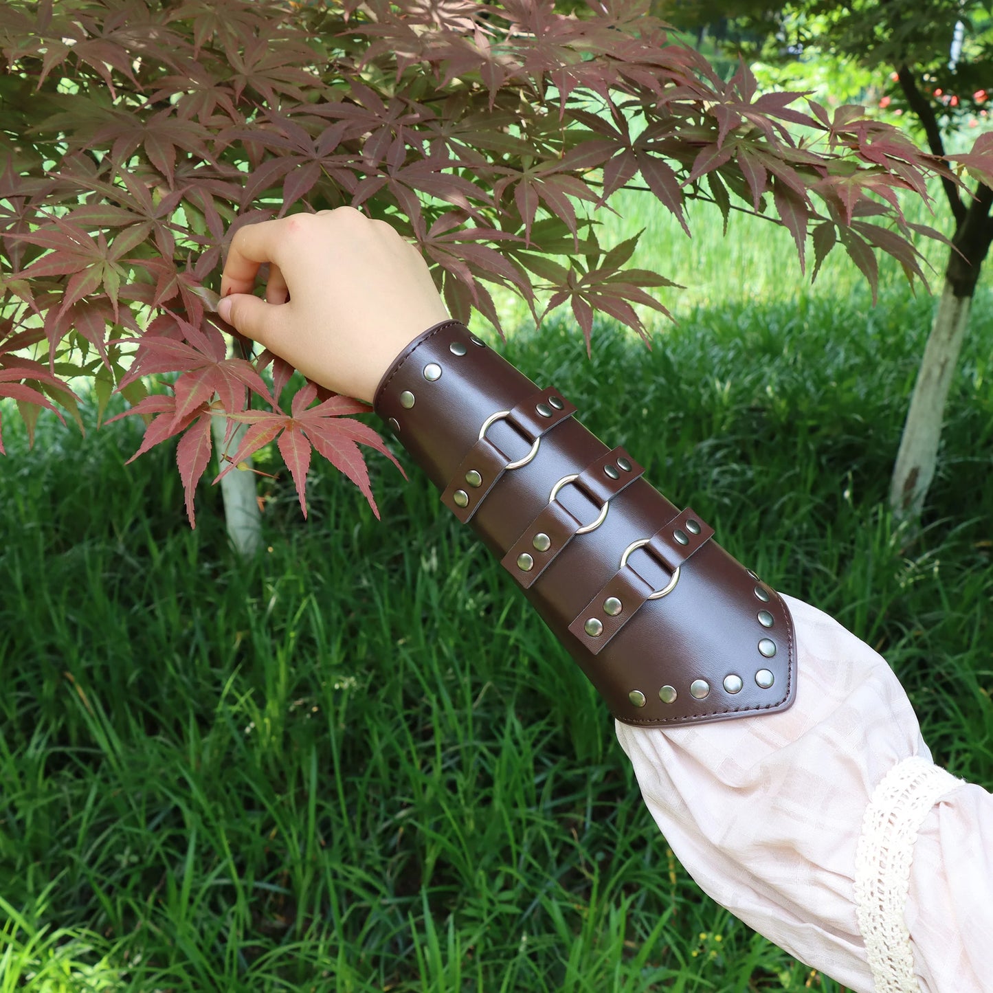 Women's Viking Wristband PU Leather Rivet Wristband Medieval Role Play Costume Cosplay Accessories Celtic Costume