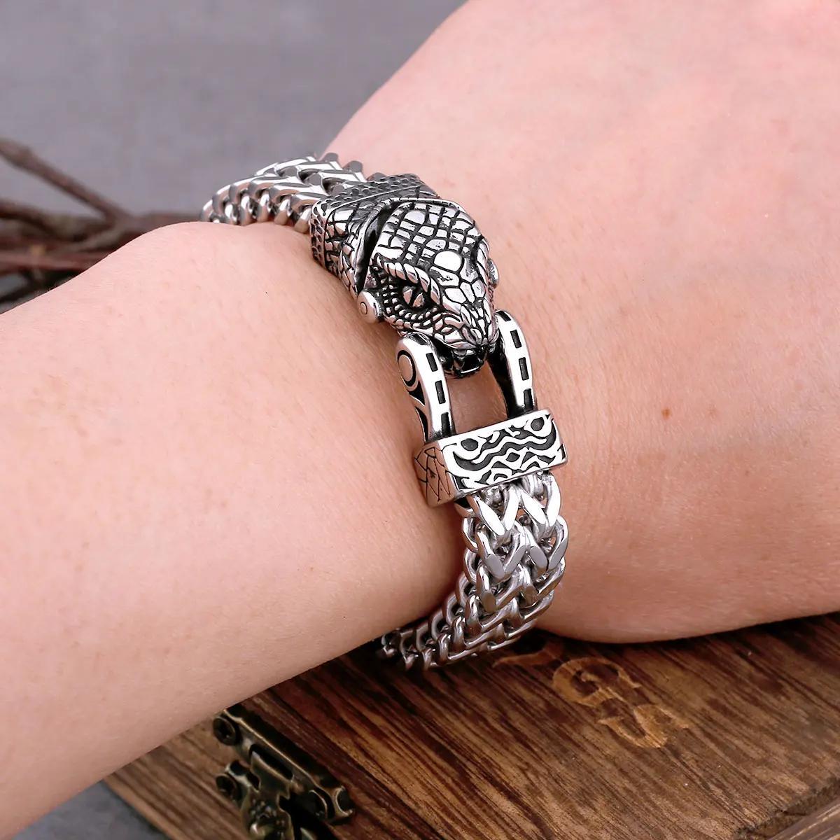 1pc Vibrant Nordic Viking Stainless Steel Snake Head Charm Bracelet - Durable, Colorfast, Punk-Inspired Jewelry for Men - Fashionable Gift Idea