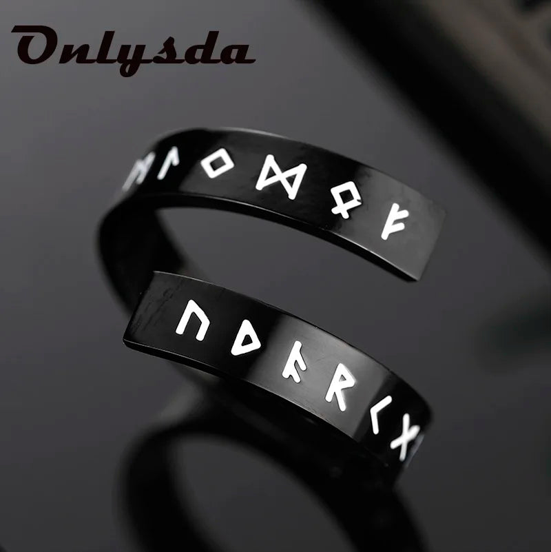 Frilled viking inscription ring