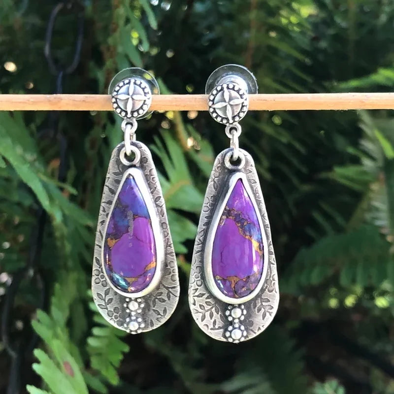 Vintage style earrings
