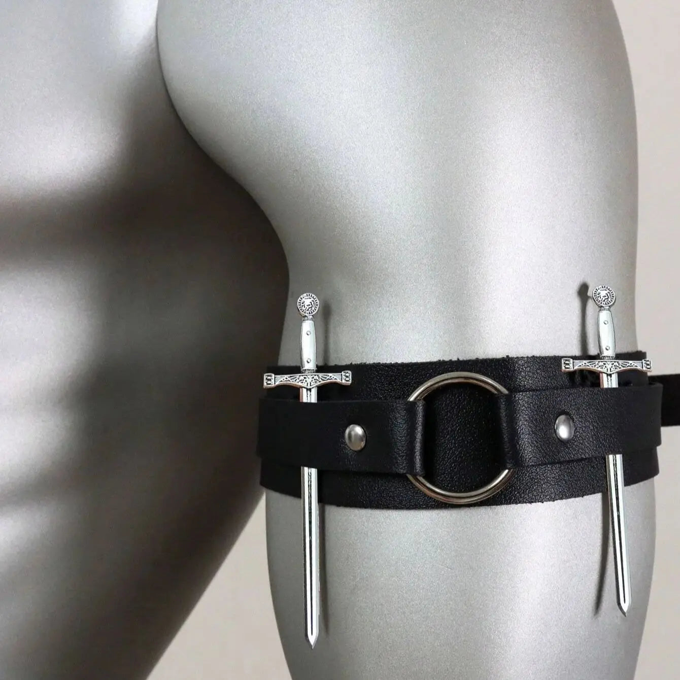 3pcs Punk Style Black Leather Arm Bands With Metal Prop Sword Halloween Medieval Viking Style Performance Accessories