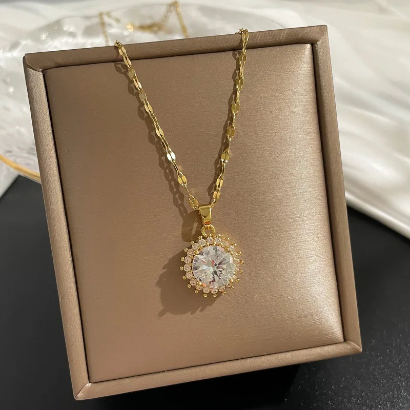 Three feather heart necklace