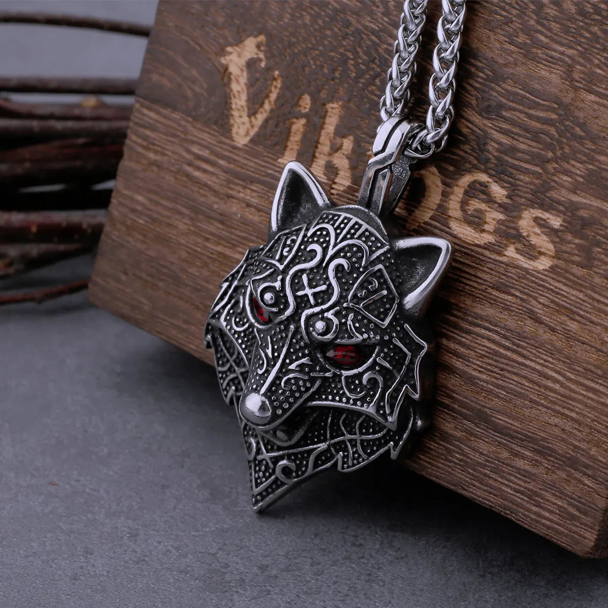 Fenriri the wolf necklace
