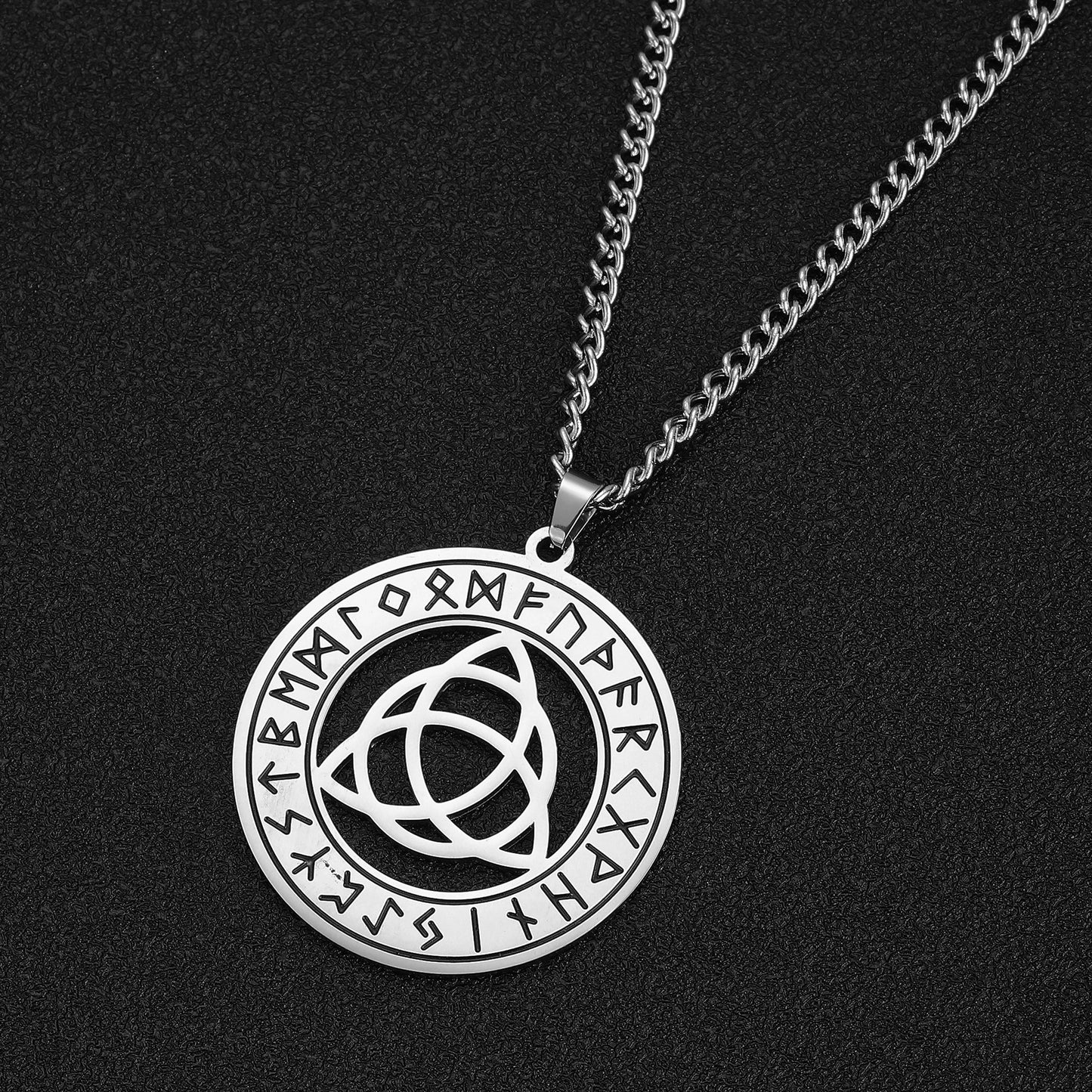 Viking Nordic 24 Rune Compass Pendant Necklace Stainless Steel Trinity Triquetra Hollow Witch Knot Symbol Amulet Jewelry Gift