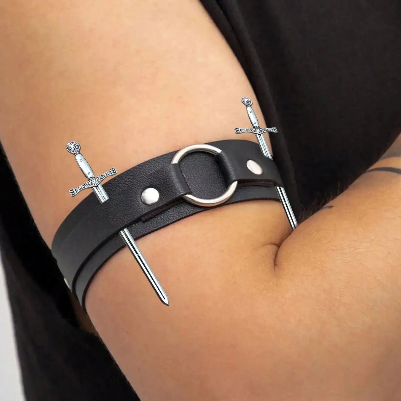 3pcs Punk Style Black Leather Arm Bands With Metal Prop Sword Halloween Medieval Viking Style Performance Accessories