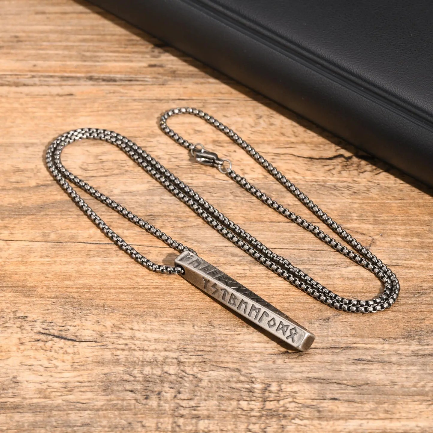 Vintage Nordic Viking Symbol Rune Vertical Twisted Bar Pendant Necklace for Men Stainless Steel Jewelry