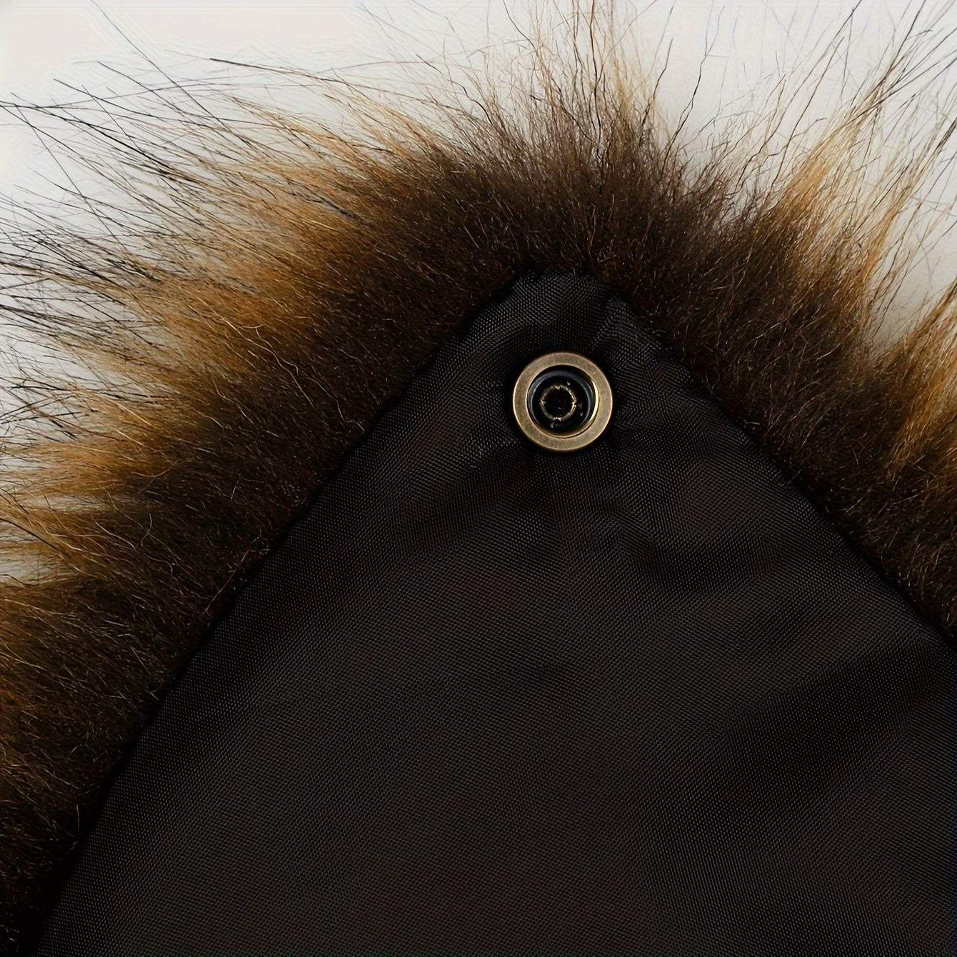 1 Set Medieval Warrior Costume - Fur Shawl with Belt, Fur Mantle, and Fur Collar, Viking-Inspired LARP Attire with Authentic Details